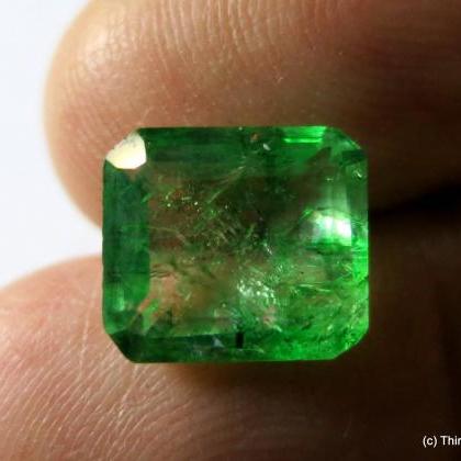emerald cut emerald transparent nat..