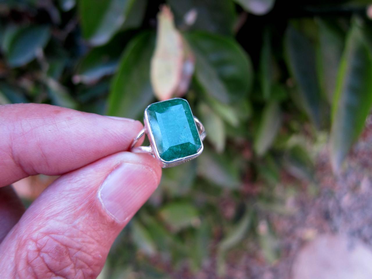 emerald ring colombian emeralds natural emeralds emerald gemstone solitaire ring