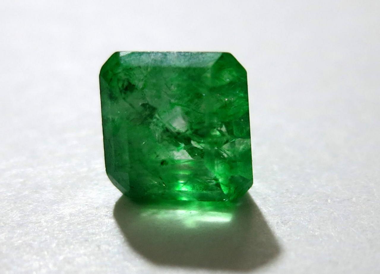 colombian emeralds muzo emeralds natural emeralds