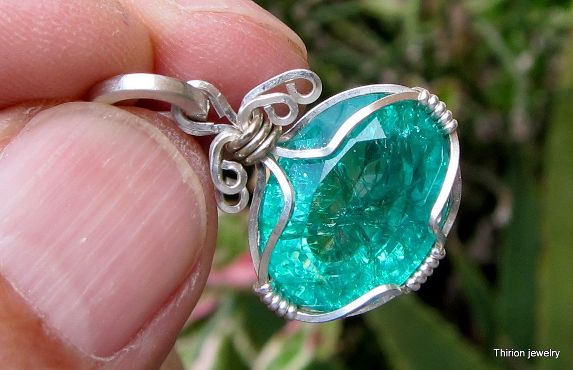 boho jewelry emerald pendant emerald necklace colombian emerald