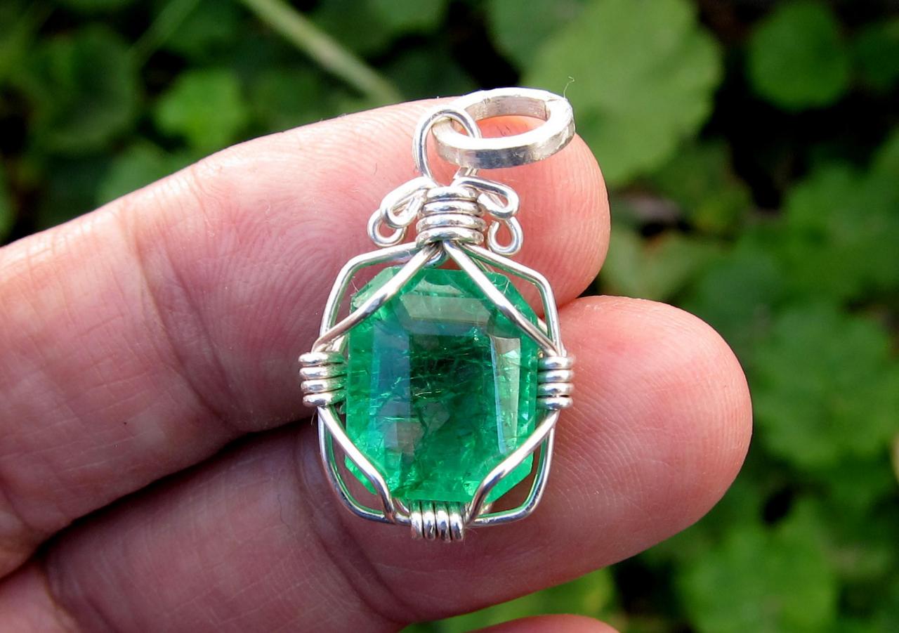 emerald pendant necklace pendant artisan jewelry