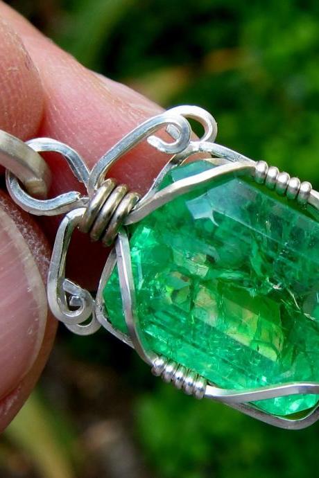 boho jewelry emerald pendant colombian emerald emerald necklace