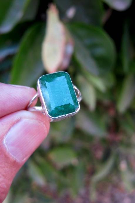 emerald ring colombian emeralds natural emeralds emerald gemstone solitaire ring